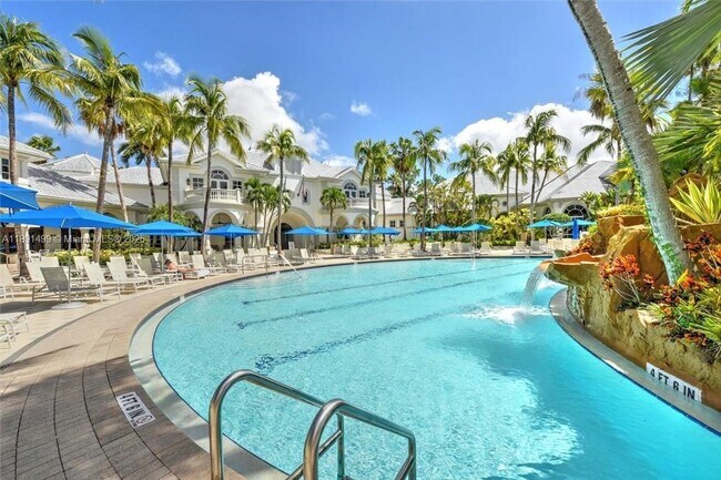 Foto del edificio - 8385 Whisper Trace Way