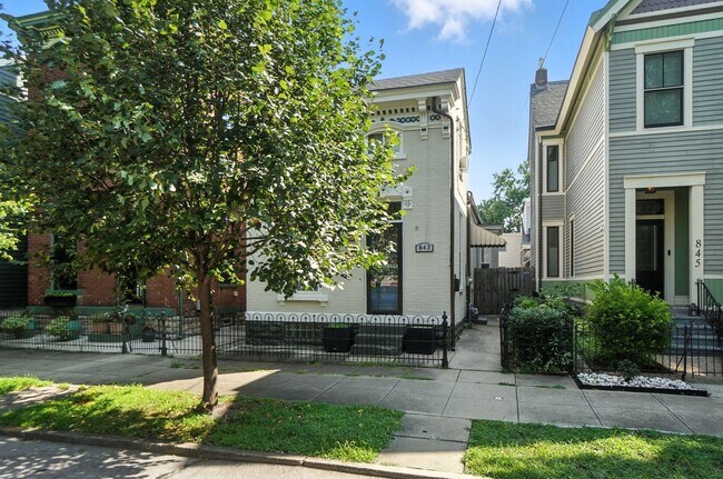 Foto del edificio - 843 Overton St