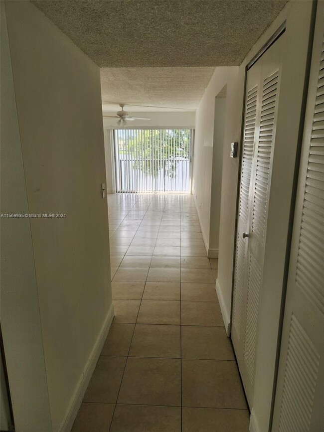 Building Photo - 8600 N Sherman Cir