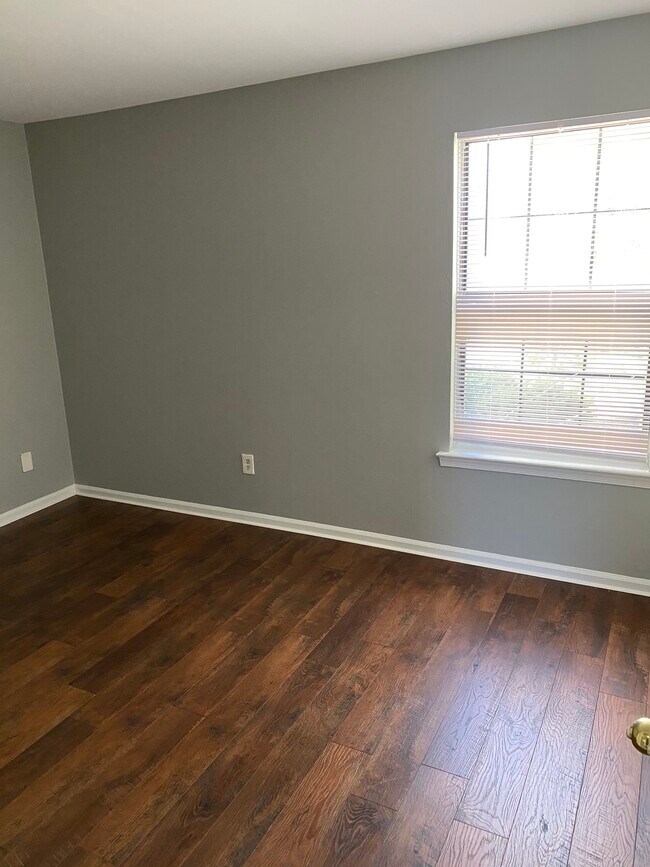 907 Woodbridge Commons Way Unit 907, Iselin, NJ 08830 Condo for Rent