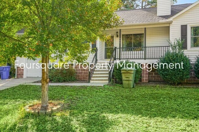 Building Photo - Ranch-Style Single Family Home | Bonus Roo...
