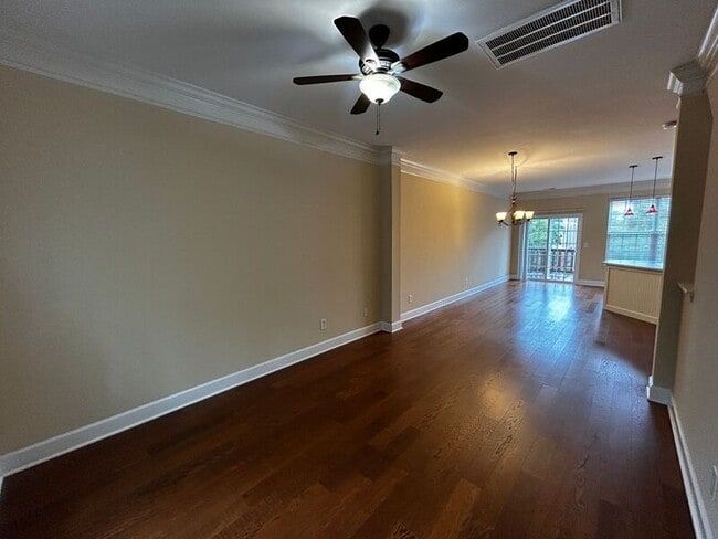 Building Photo - 8236 Lenox Creekside Dr
