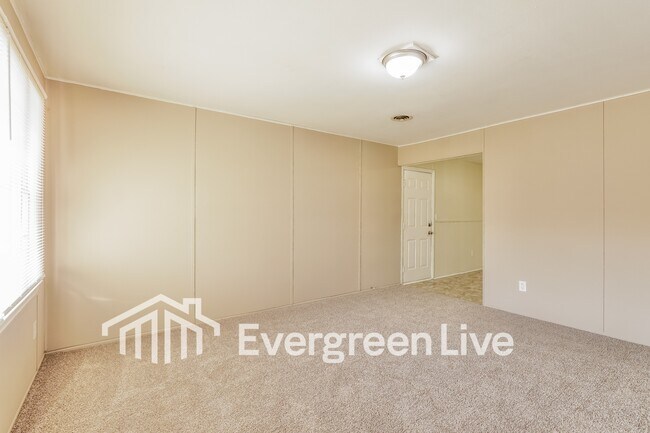 Foto del edificio - 3106 Jeanne Rd