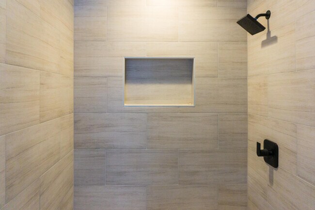 Foto del edificio - 805 NW 5th Ave