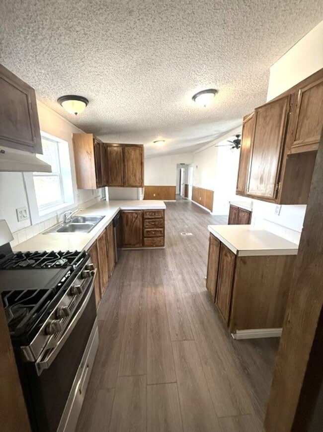 Foto del edificio - 365 Berry Creek Pl