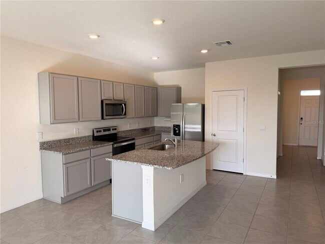 Foto del edificio - 17534 Crescent Moon Lp