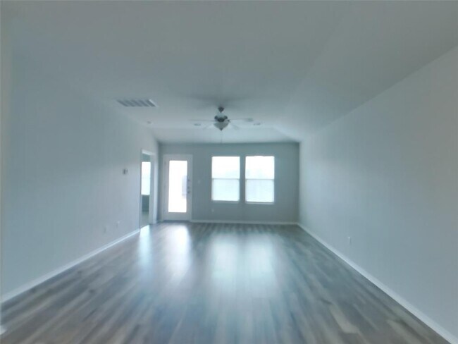 Foto del edificio - 3528 Stride Ln