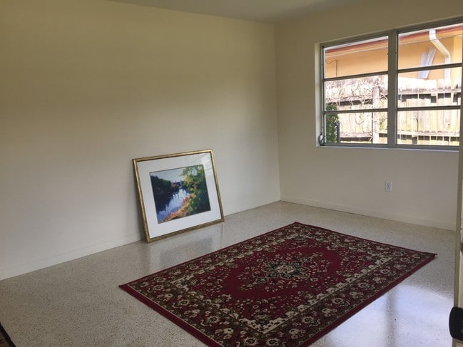 Foto del edificio - 3331 Dryer Ave