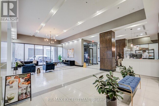 Building Photo - 19 Grand Trunk Crescent