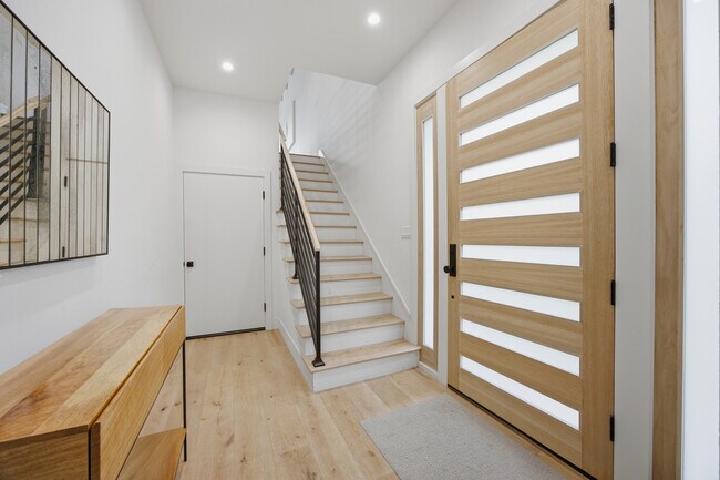 Foto del edificio - 1506 Wollacott St