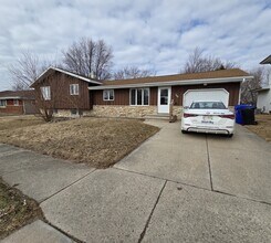 Building Photo - 1140-1142 W Weiland Ln