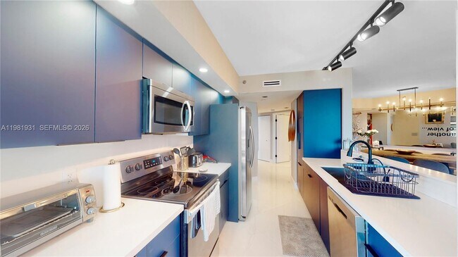 Foto del edificio - 1000 E Island Blvd