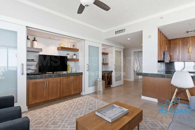 Foto del edificio - 2060 Beach Blvd