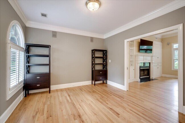 Foto del edificio - 163 Dumbridge Rd