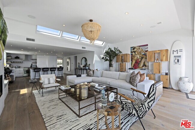 Foto del edificio - 25366 Malibu Rd