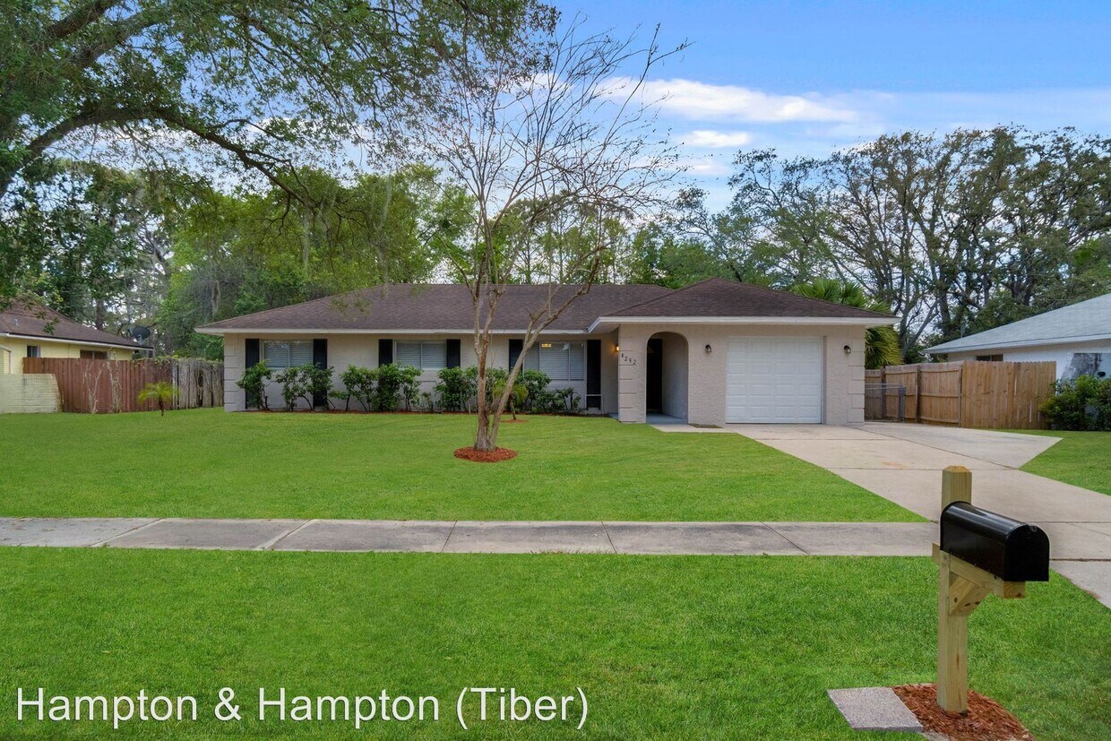 Foto principal - 3 br, 2 bath House - 4292 WATCH HILL ROAD