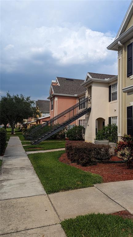 Foto del edificio - 8933 Lee Vista Blvd
