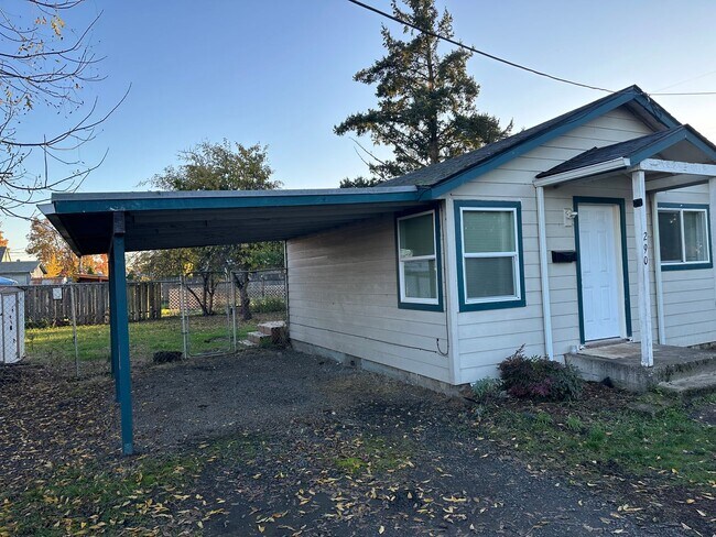 Foto del edificio - Updated 2 bedroom, 1 bath house in Springfield!