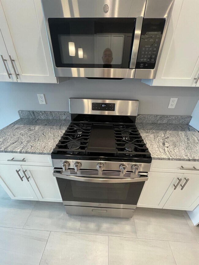 Foto del edificio - 356 Somerville Ave