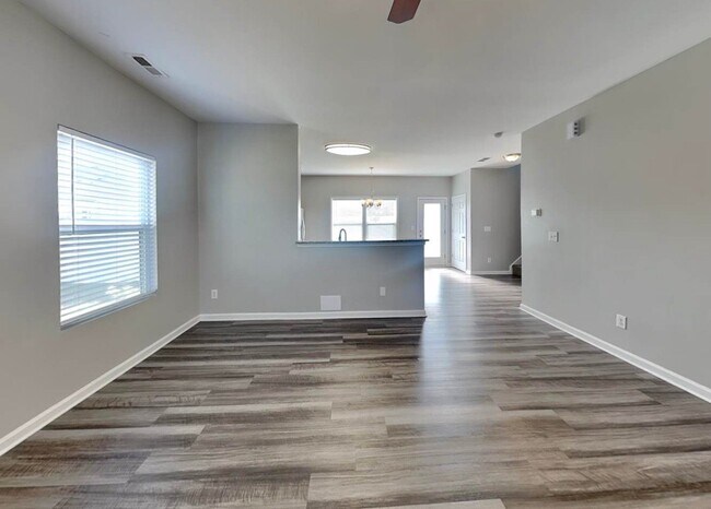 Foto del edificio - 516 Landis Oak Way