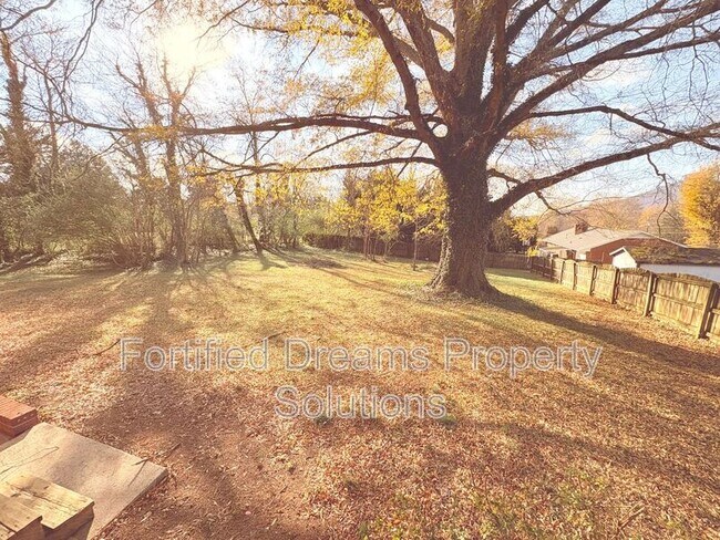 Foto del edificio - 1174 Perch Rd