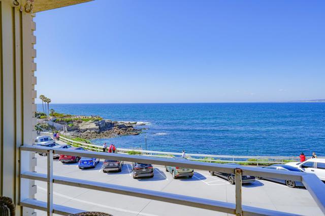 Foto principal - 1219 Coast Blvd