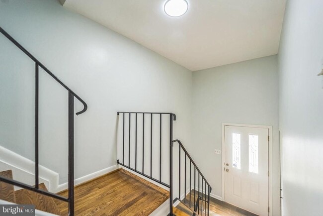 Building Photo - 64 Pickersgill Square