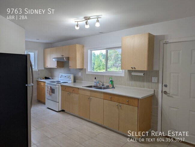 Photo du bâtiment - 9763 Sidney St