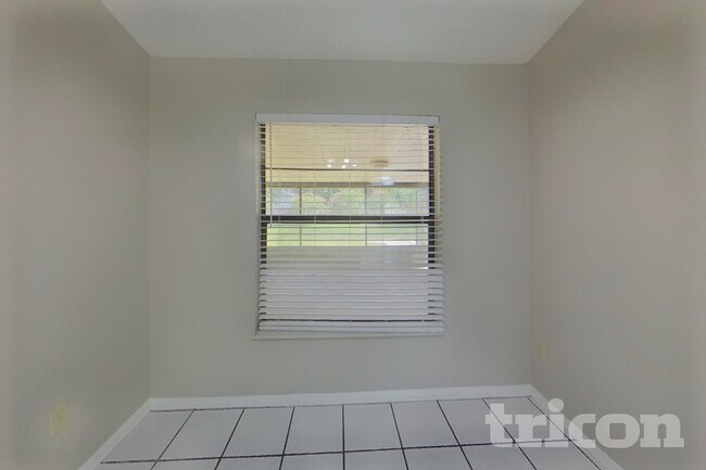 Foto del edificio - 4739 Harpers Ferry Ln