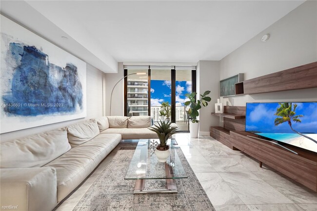 Foto del edificio - 1 br, 1.5 bath Condo - 1010 Brickell Ave U...