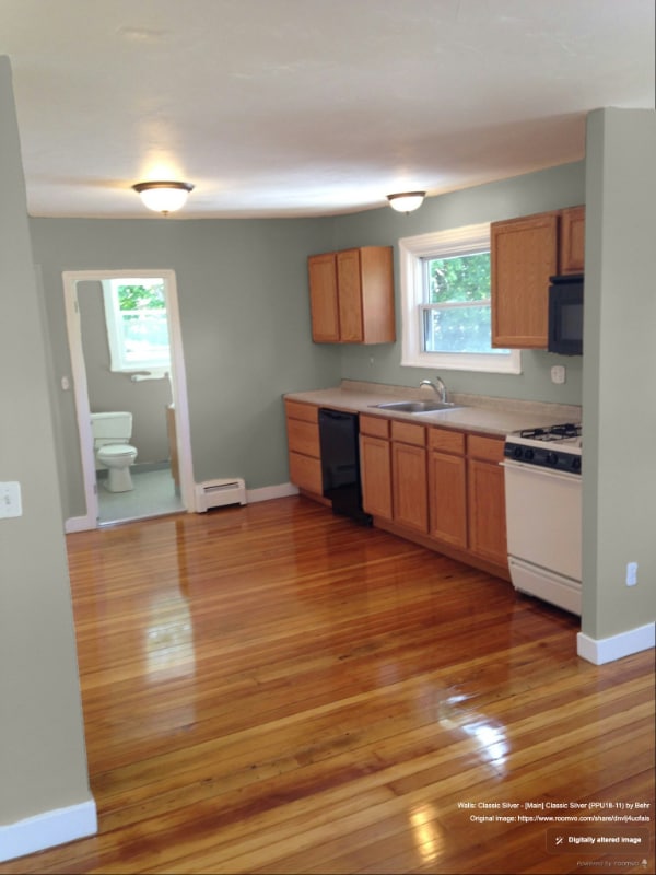 Building Photo - 37 Larch St