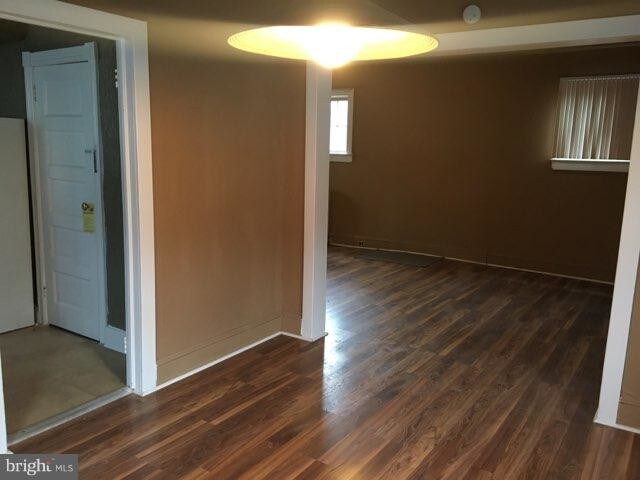 Foto del edificio - 23 Columbia Ave