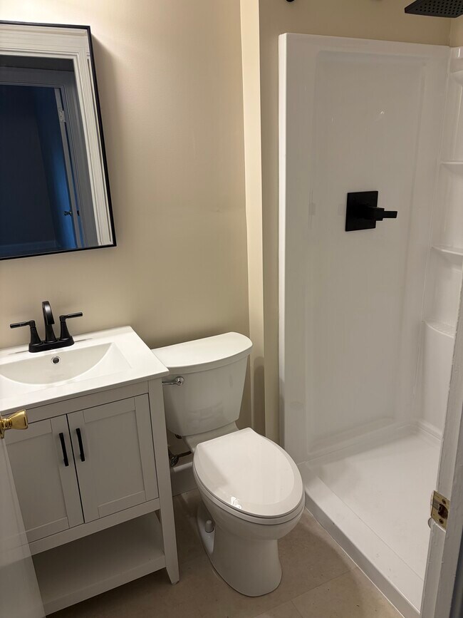 Foto del edificio - 536 Cavalier Dr