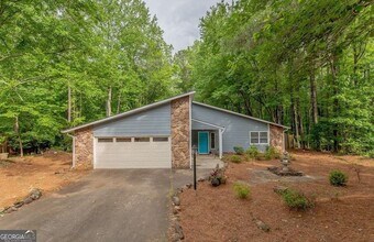 Building Photo - 180 Crabtree Dr
