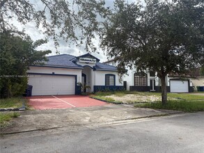 Building Photo - 10272 SW 227th Ln