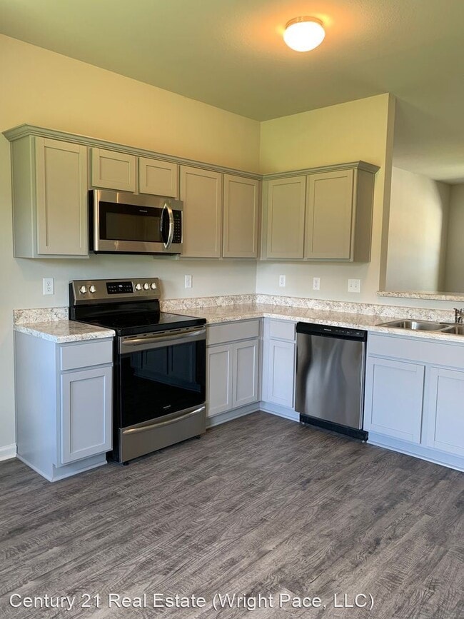 Building Photo - 3 br, 2 bath House - 5325 Brody