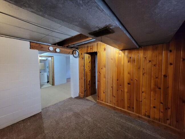 Foto del edificio - Great Home in quiet Waterloo Neighborhood