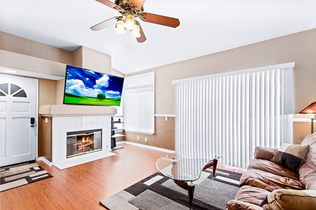 Building Photo - 8060 E Goldenrod Ln