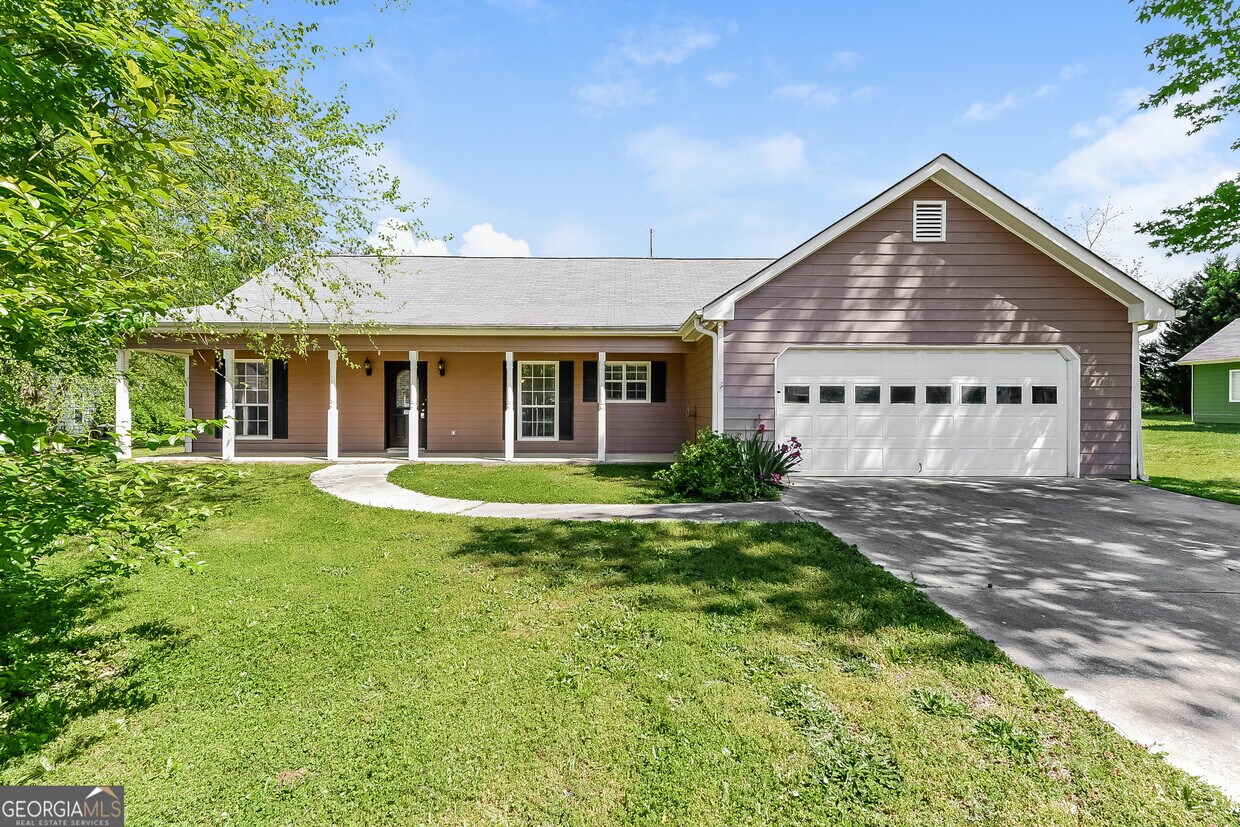 Primary Photo - 215 Ashton Dr