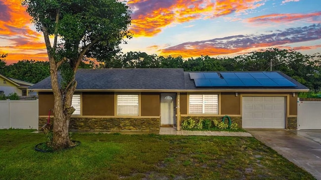 Foto del edificio - 2115 Continental Blvd