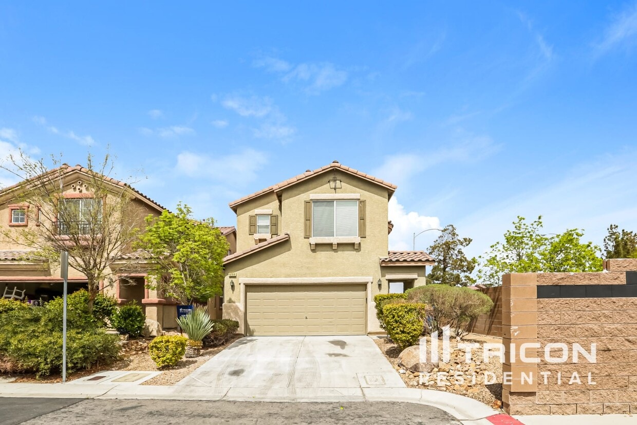 Primary Photo - 9204 Pembrook Falls Avenue Las Vegas NV