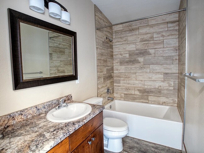 Building Photo - 5554 White Mountain Ave