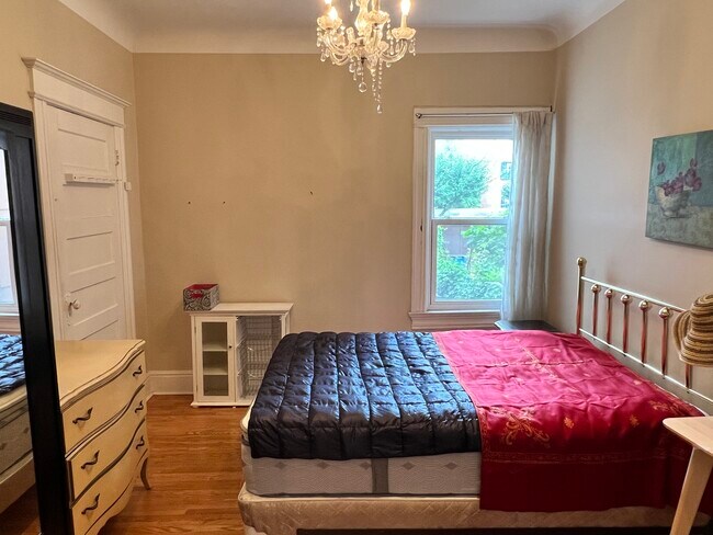 Photo du bâtiment - 43 Burnfield Av