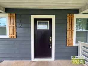 Building Photo - 119 Welborn Cir