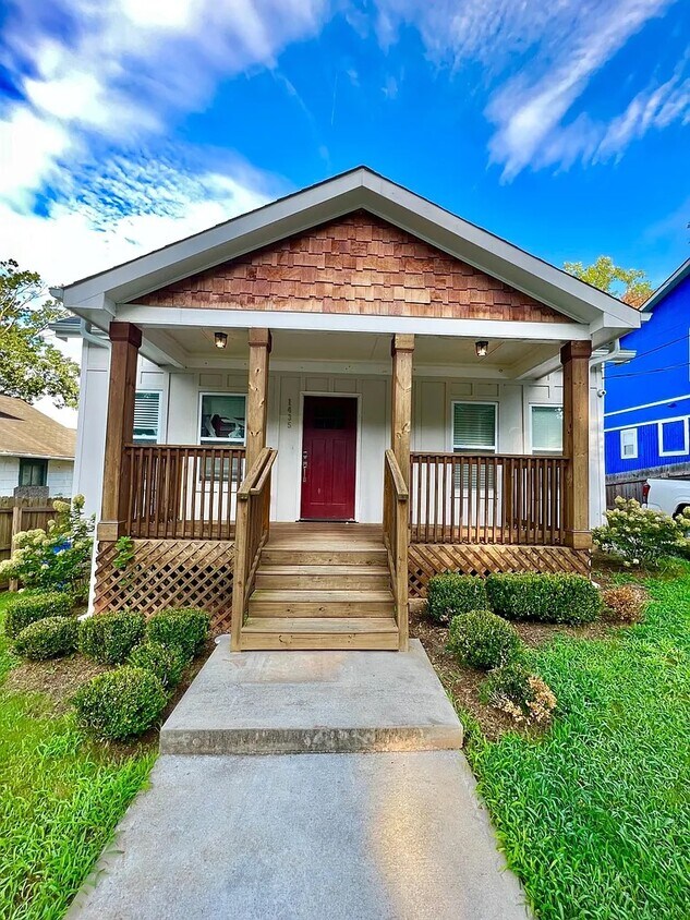 Foto principal - 1435 Murray St SE