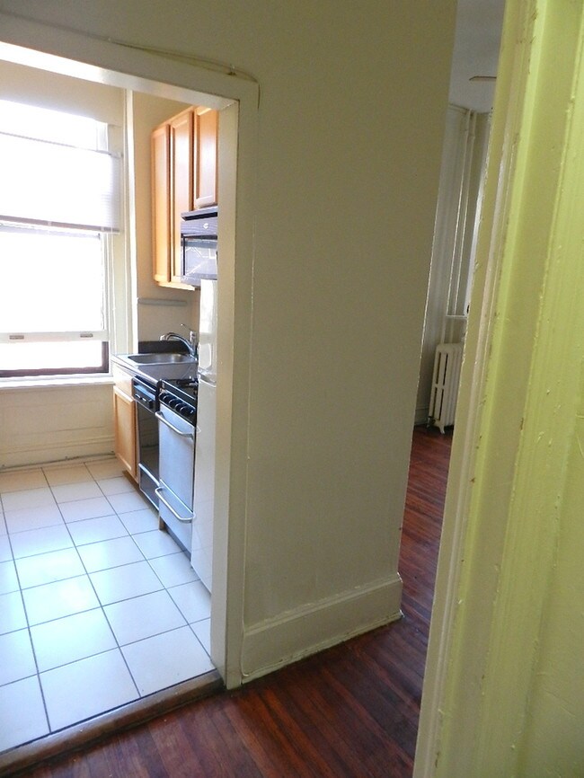 Foto del edificio - 2227 Delancey Pl