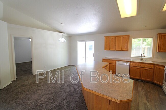 Building Photo - 9066 W Cannel Island St