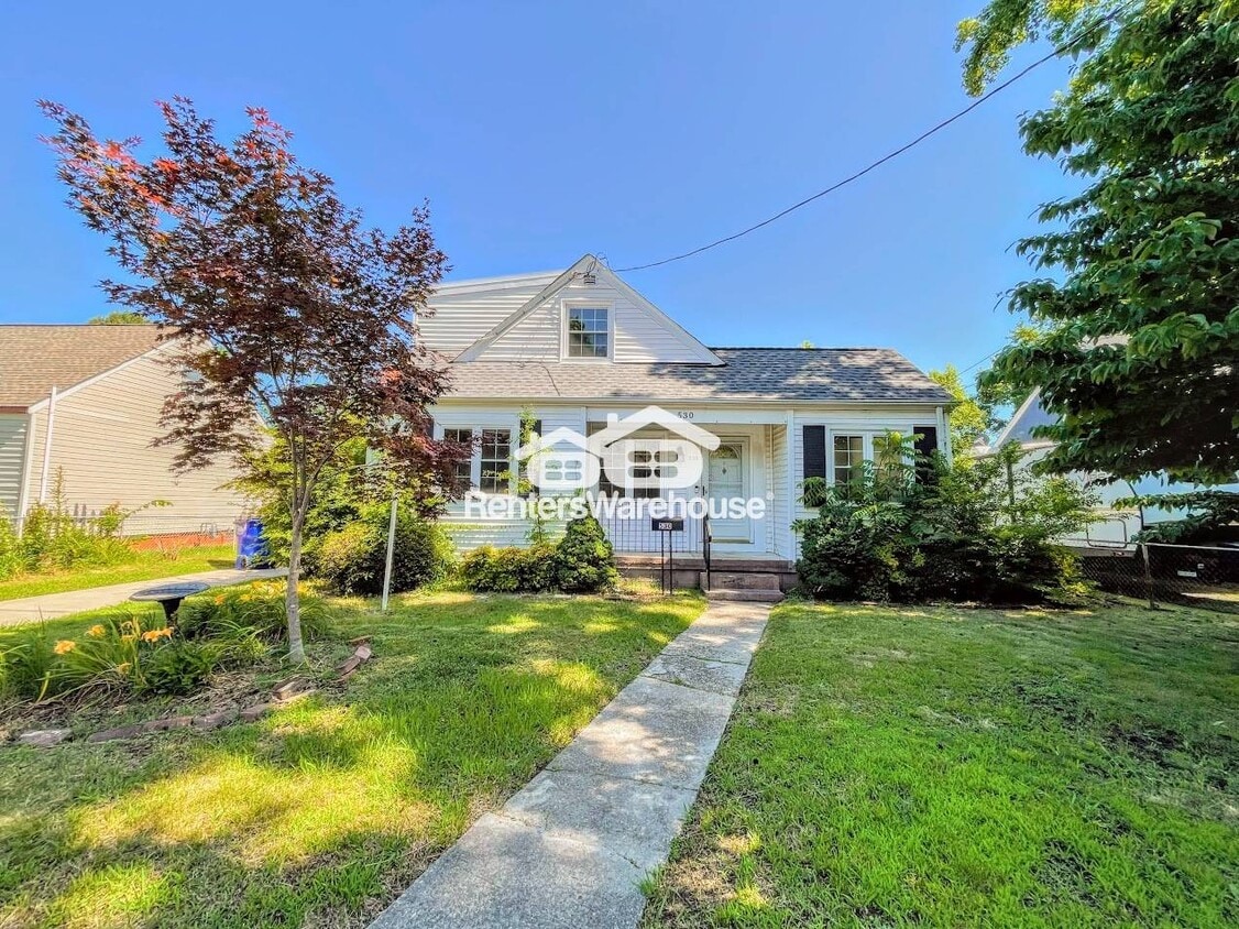 Foto principal - 530 Sterling St