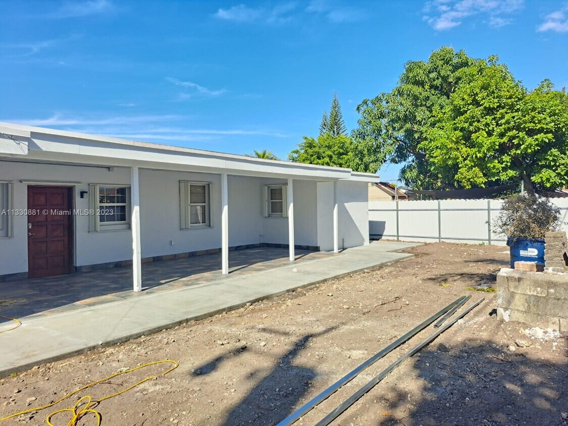 Foto principal - 14821 SW 104th Ave