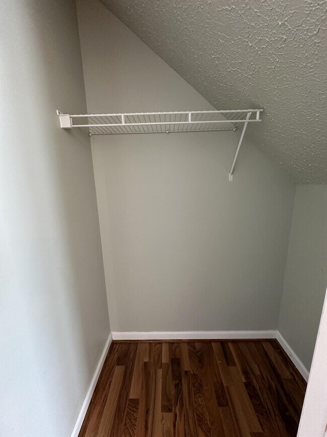 Foto del edificio - 160 Ivy Creek Ln